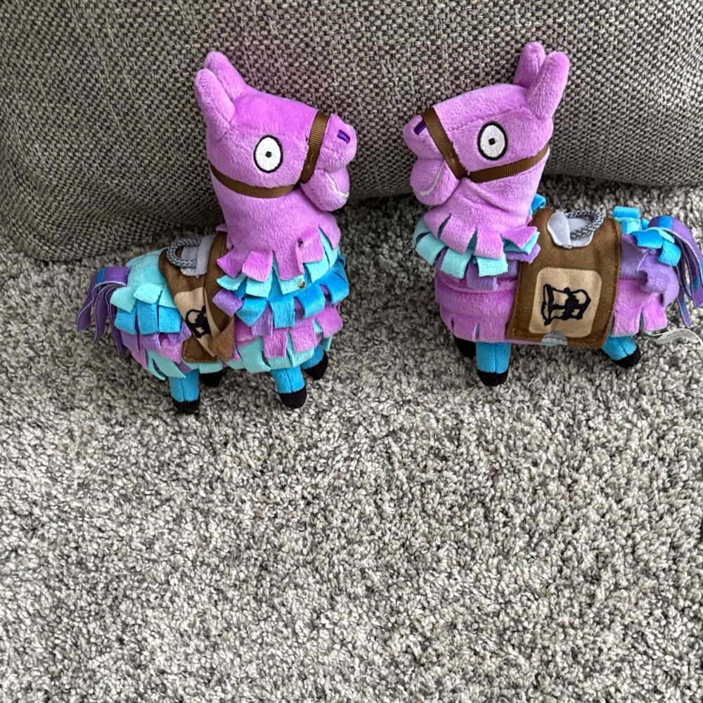 Fortnite Llama Pinata Toy in Purple and Teal - Set of 2